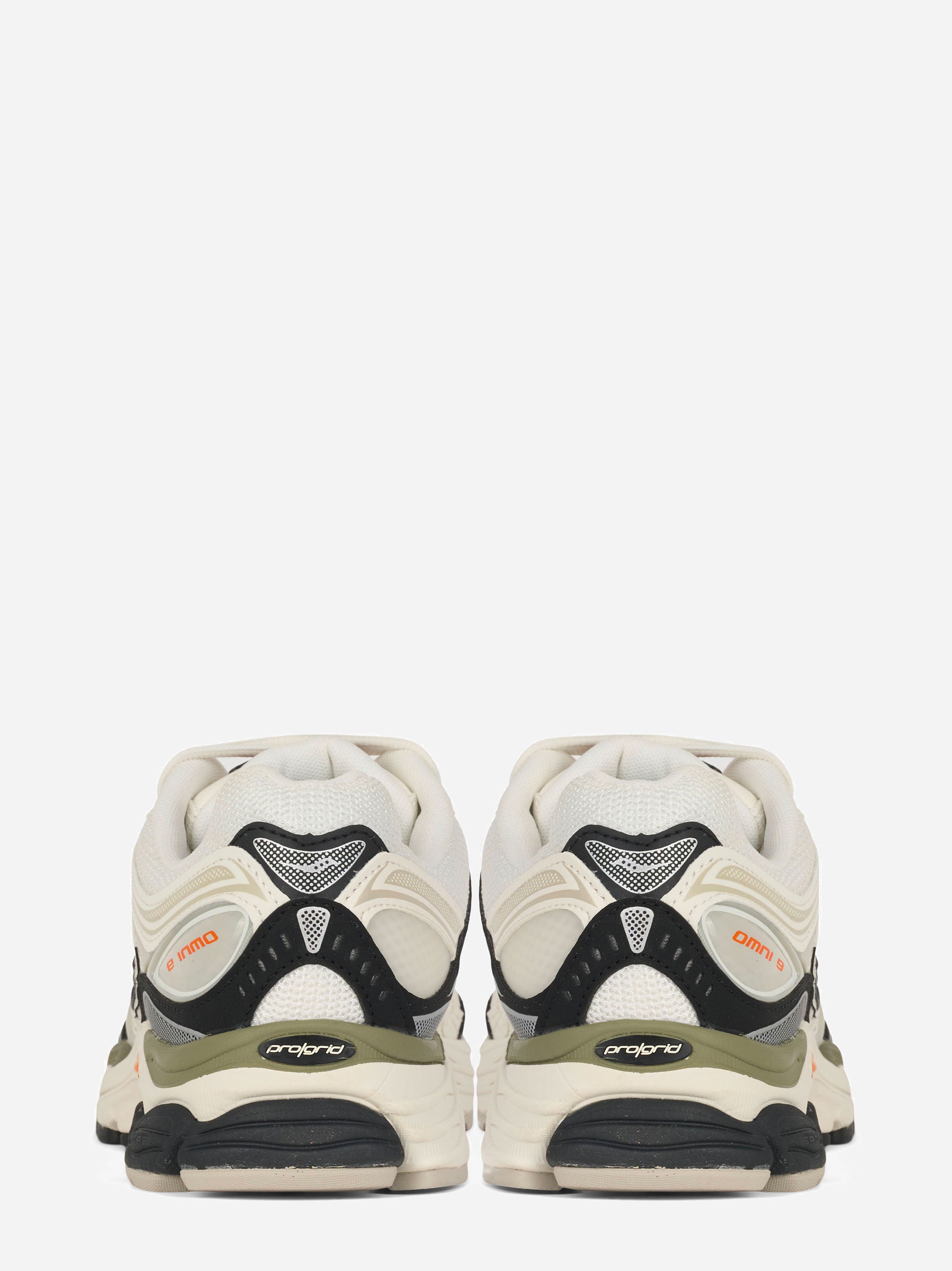 Sneakers Progrid Omni 9 in pelle e tela beige