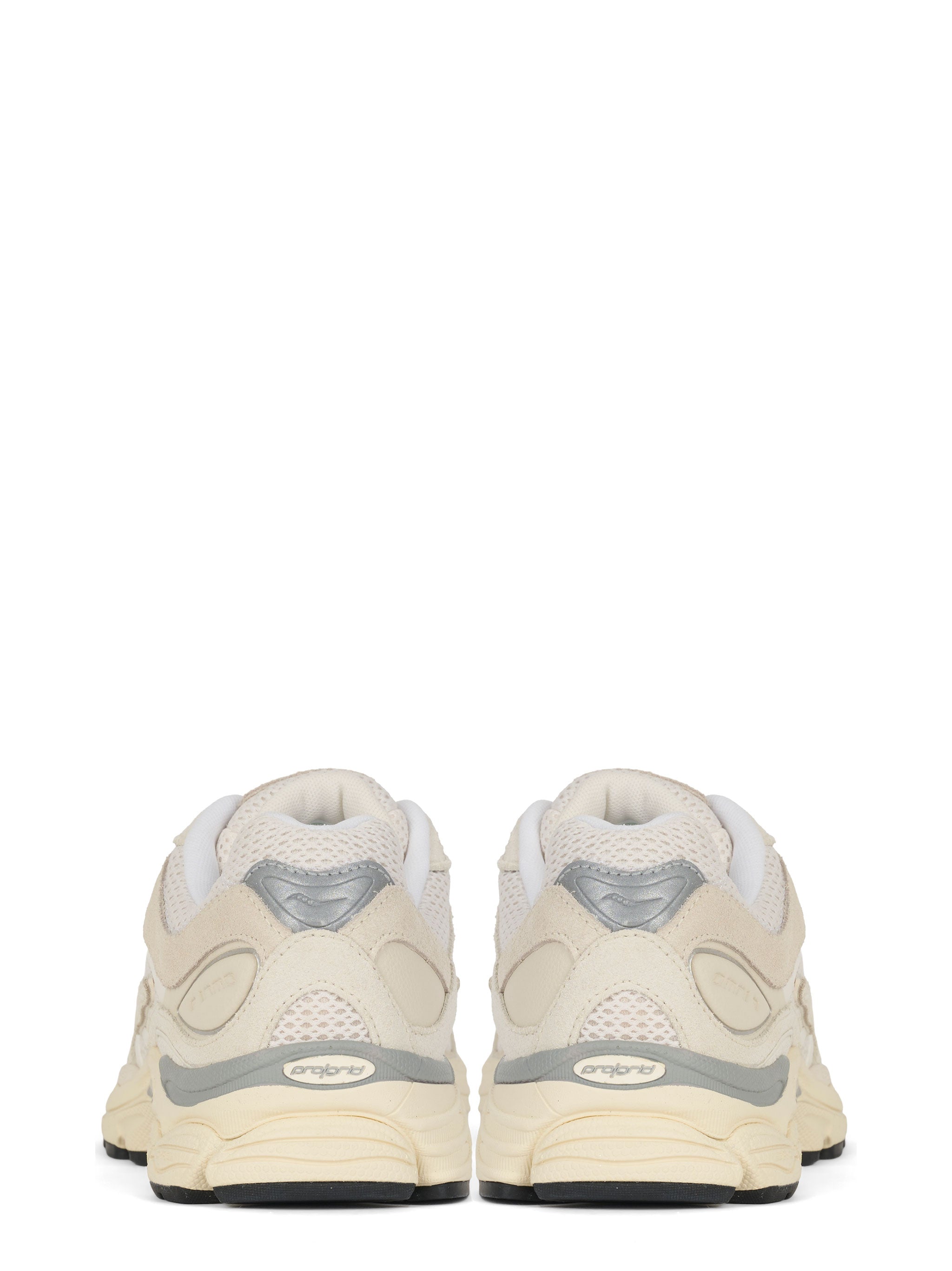 Sneakers Progrid Omni 9 in suede e tela bianca