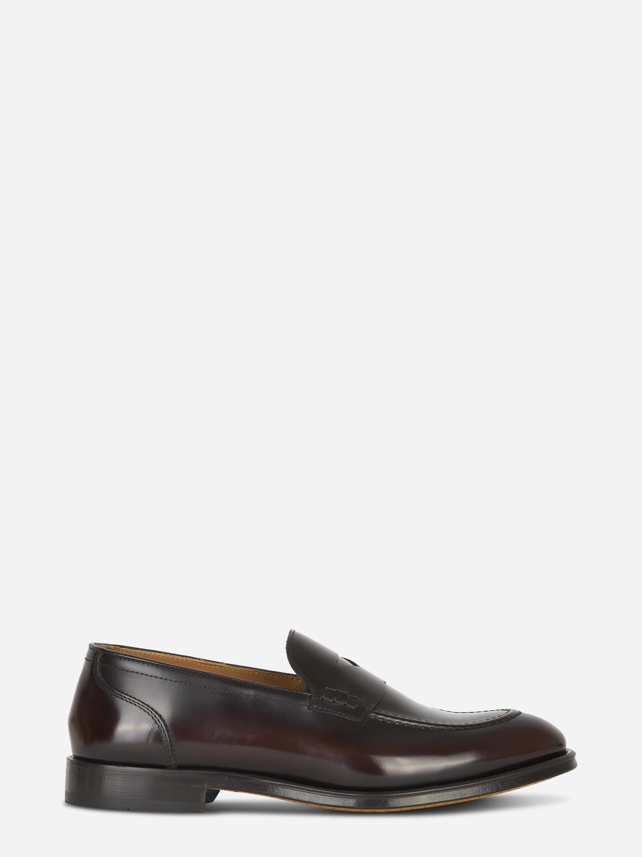Mocassino in pelle marrone con fondo cuoio