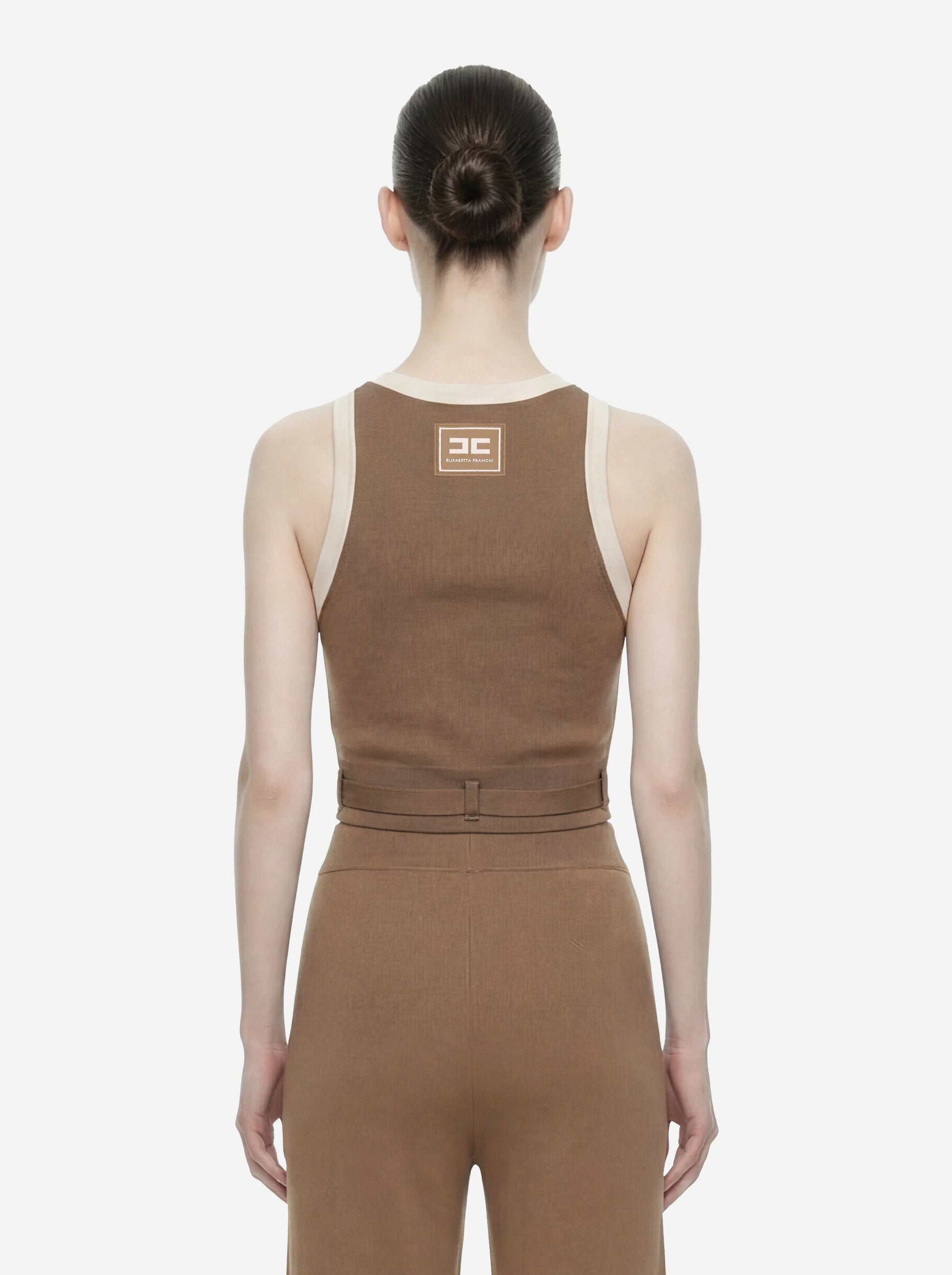 Top in maglia beige con bande in viscosa lucidacon cintura