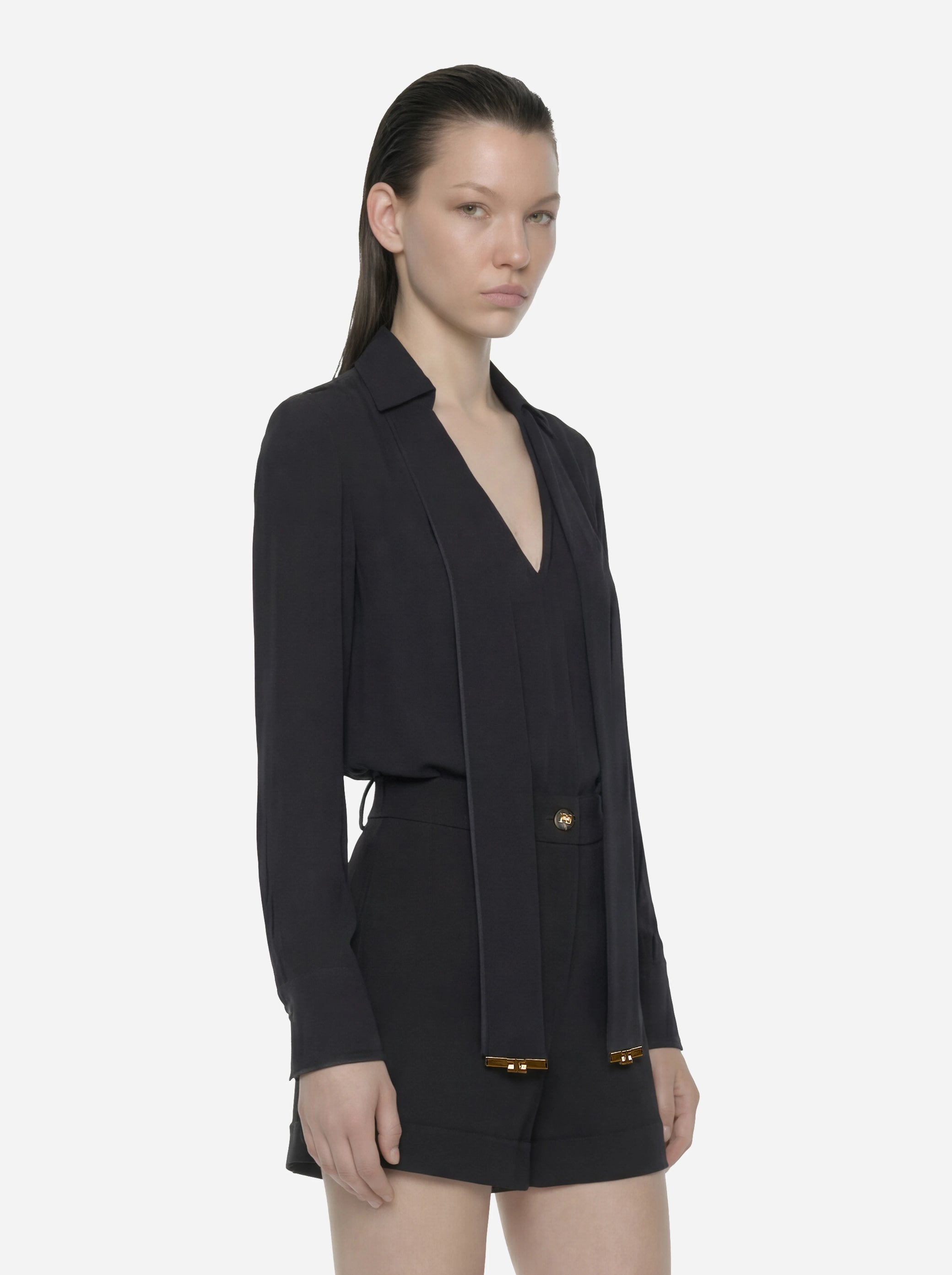 Camicia nera in georgette di viscosa con fusciacca