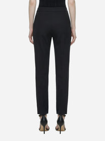 Pantalone nero in doppio crepe stretch con logo ricamato