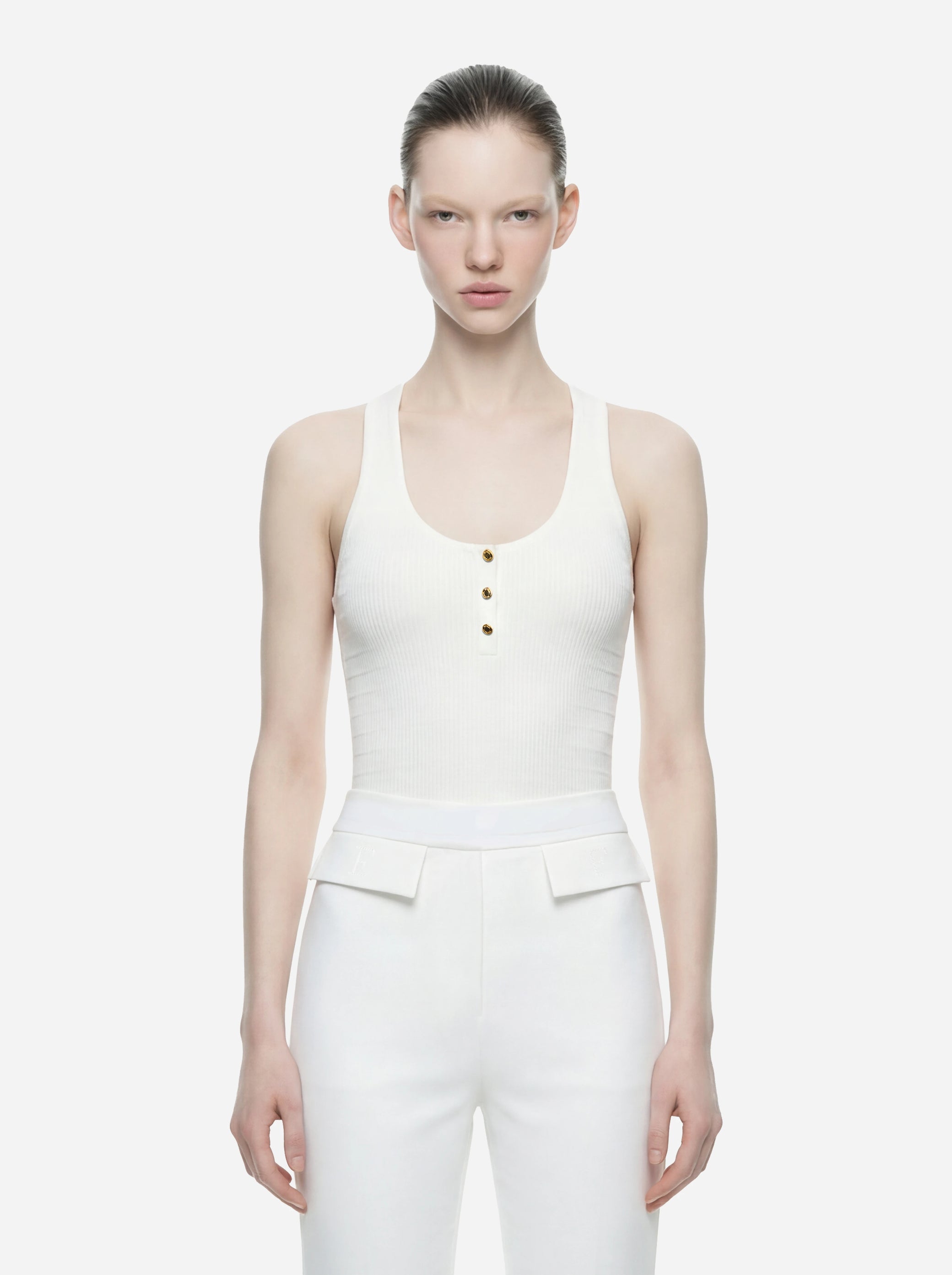 Top in maglia bianco a micro trecce