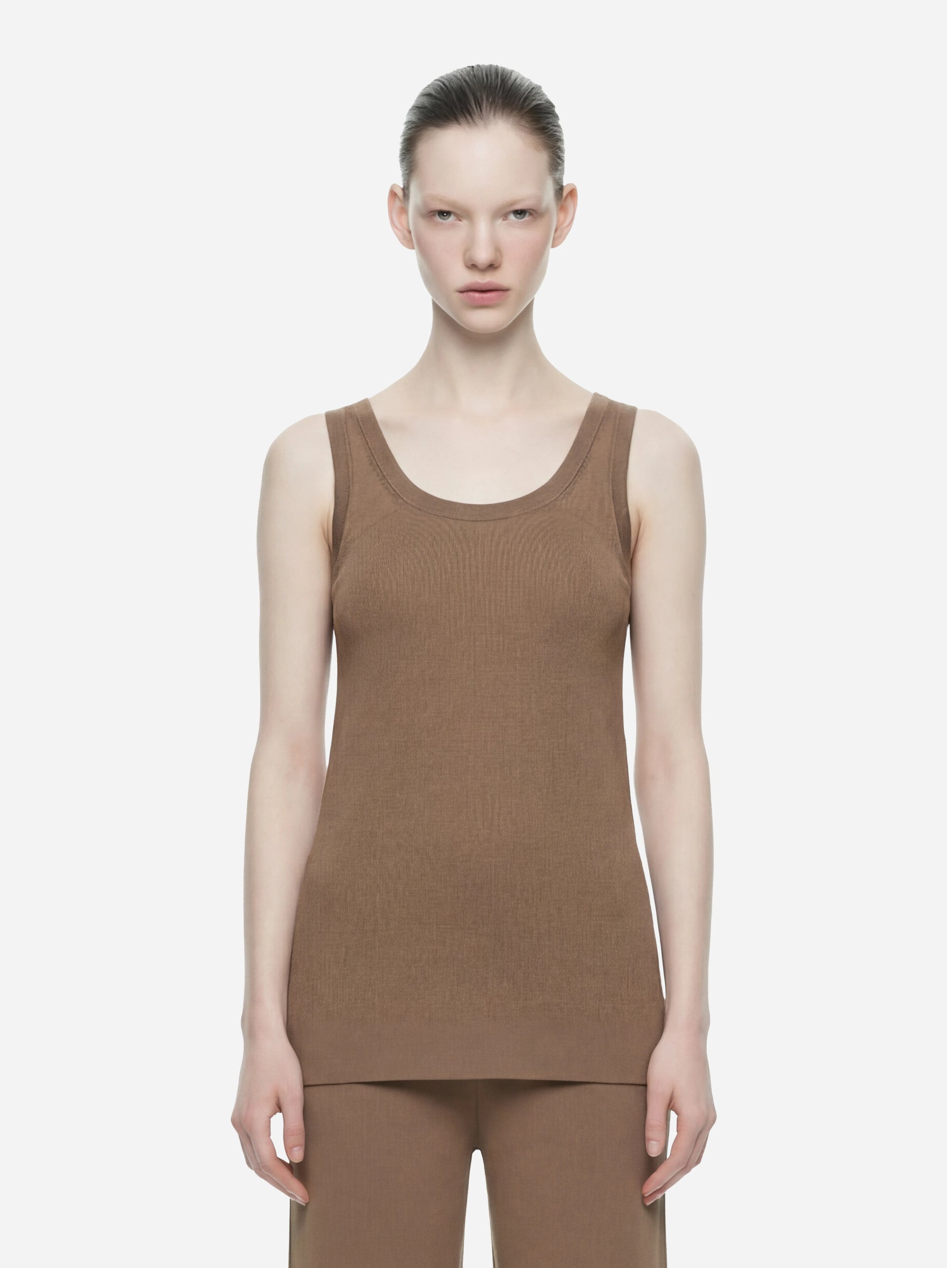 Top in maglia beige con bande in viscosa lucida