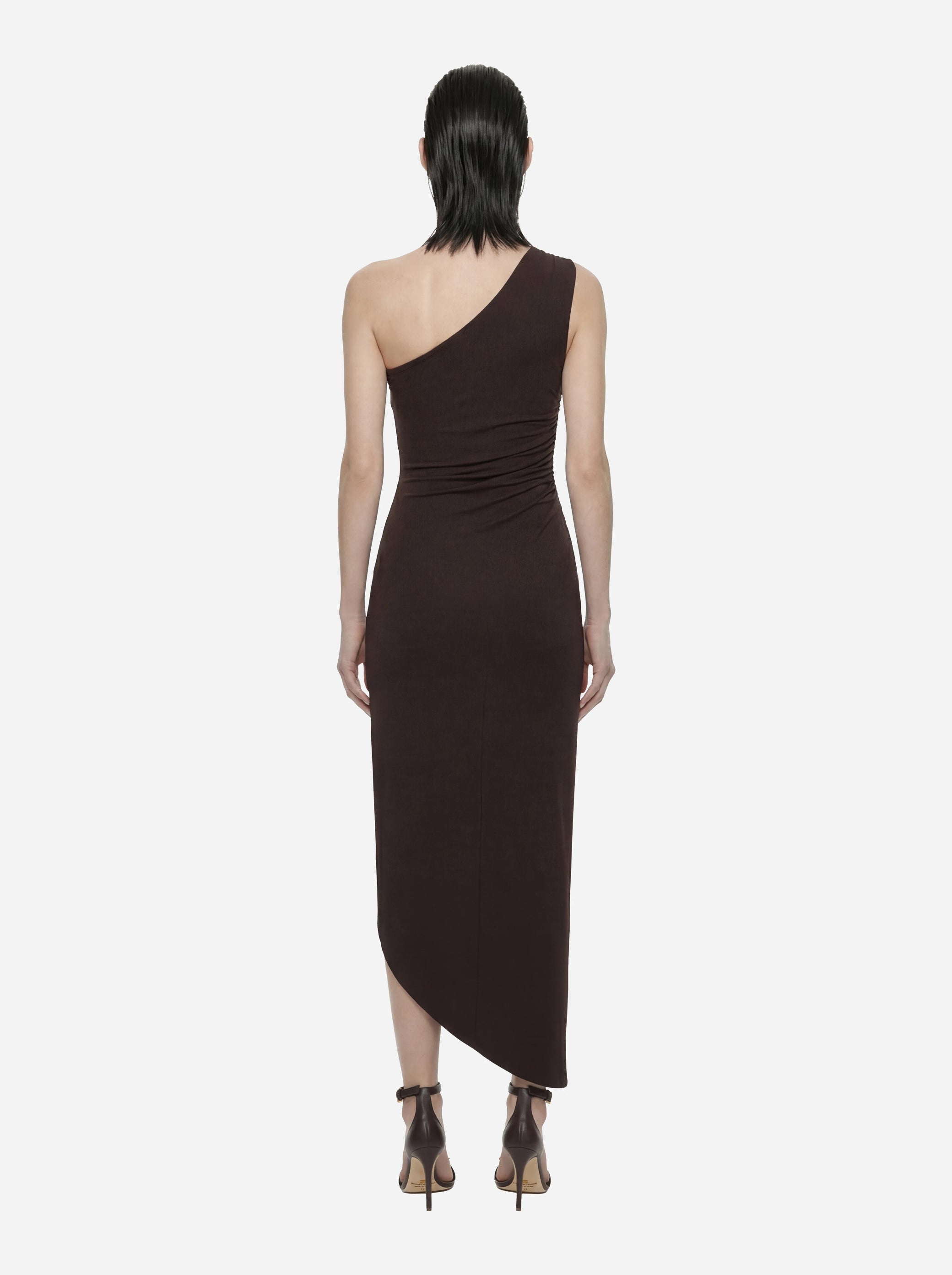 Abito in jersey marrone crepe con spallina gioiello