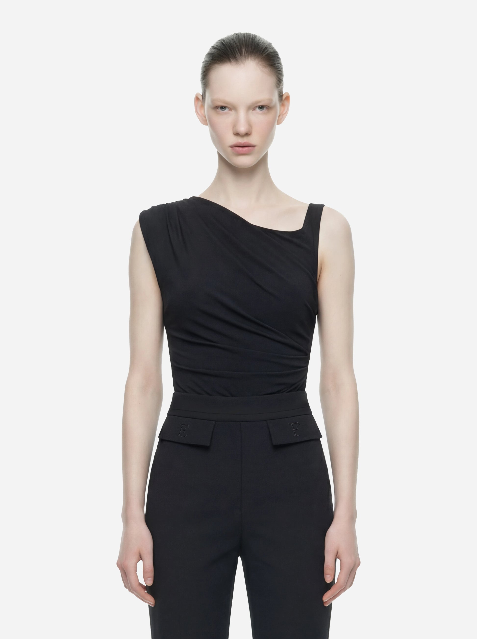 Body in jersey nero con spalla gioiello