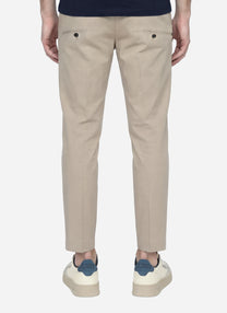 Pantalone carrot fit Ben in popeline di cotone beige