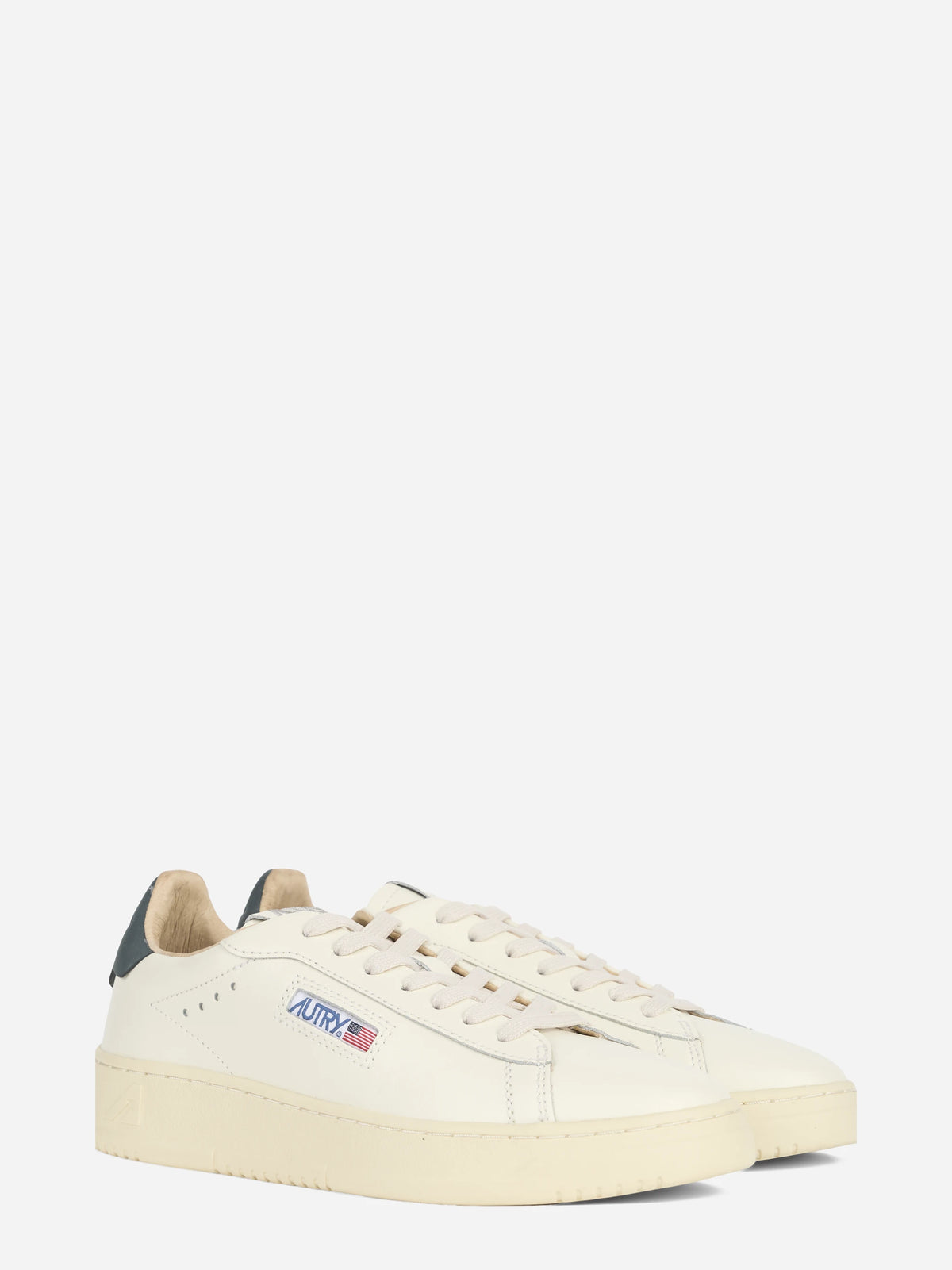Sneaker Dallas Low in pelle nera - vista tre quarti