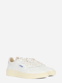 Sneaker Medalist Low in pelle e suede bianca - vista tre quarti