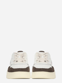Sneaker Medalist Low in pelle e suede marrone - vista frontale