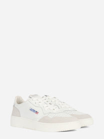 Sneaker Medalist Low in pelle e suede bianca - vista tre quarti