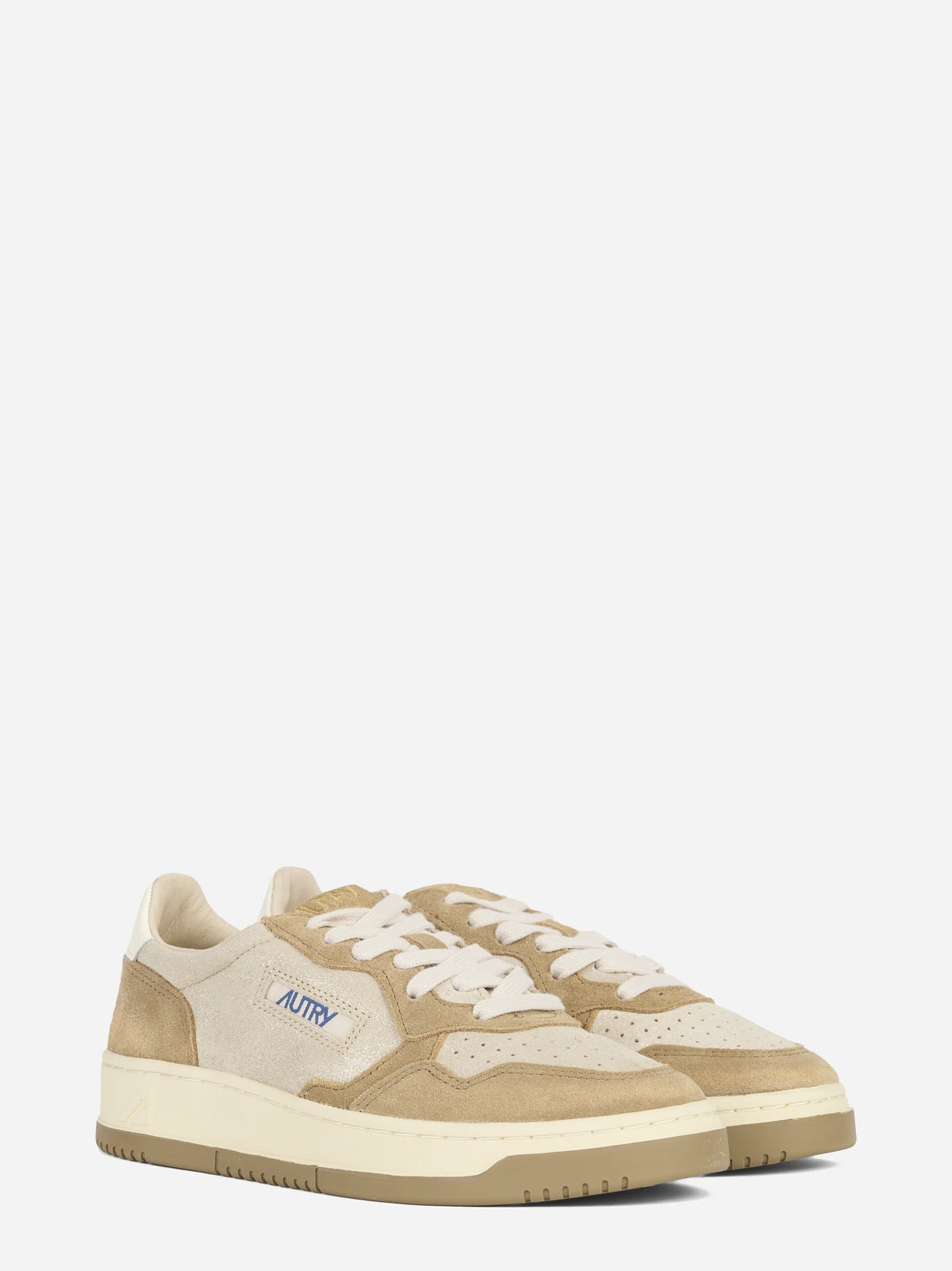 Sneaker Medalist Low in suede platino e beige - vista tre quarti