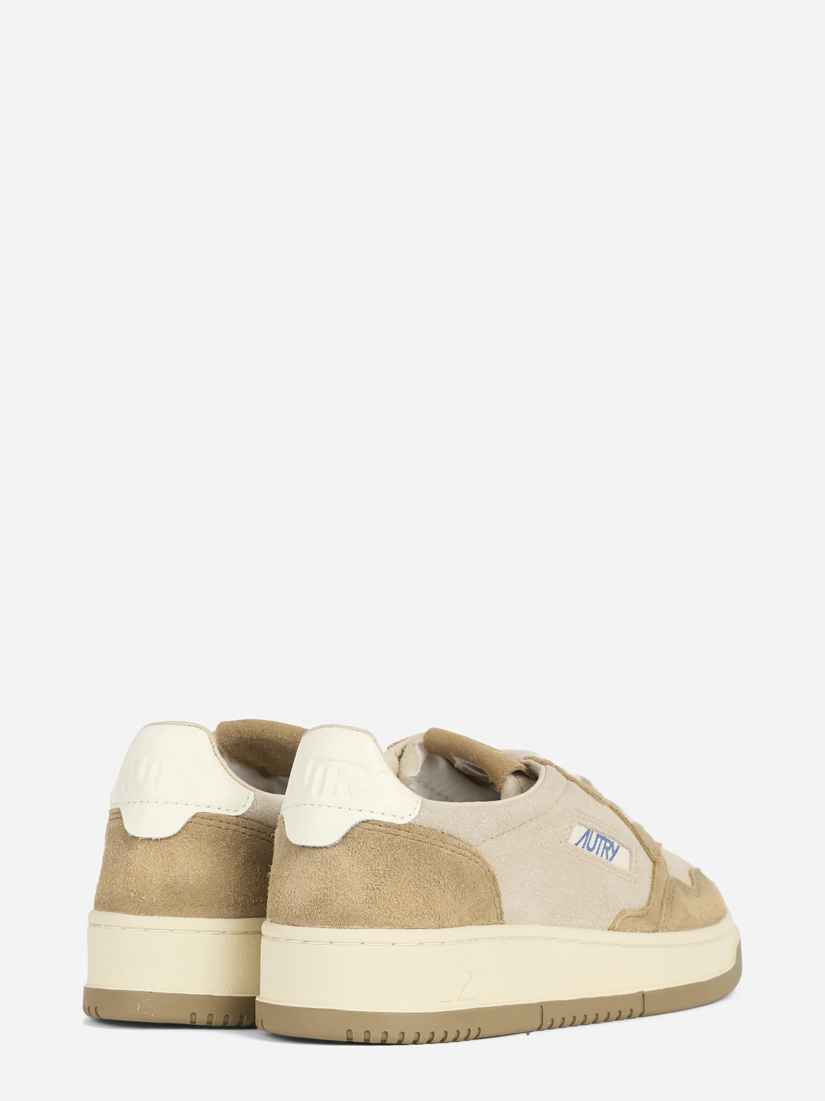 Sneaker Medalist Low in suede platino e beige - dettaglio della suola