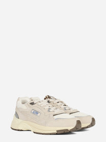 Sneaker Hyperway Low in suede e mesh beige - vista tre quarti