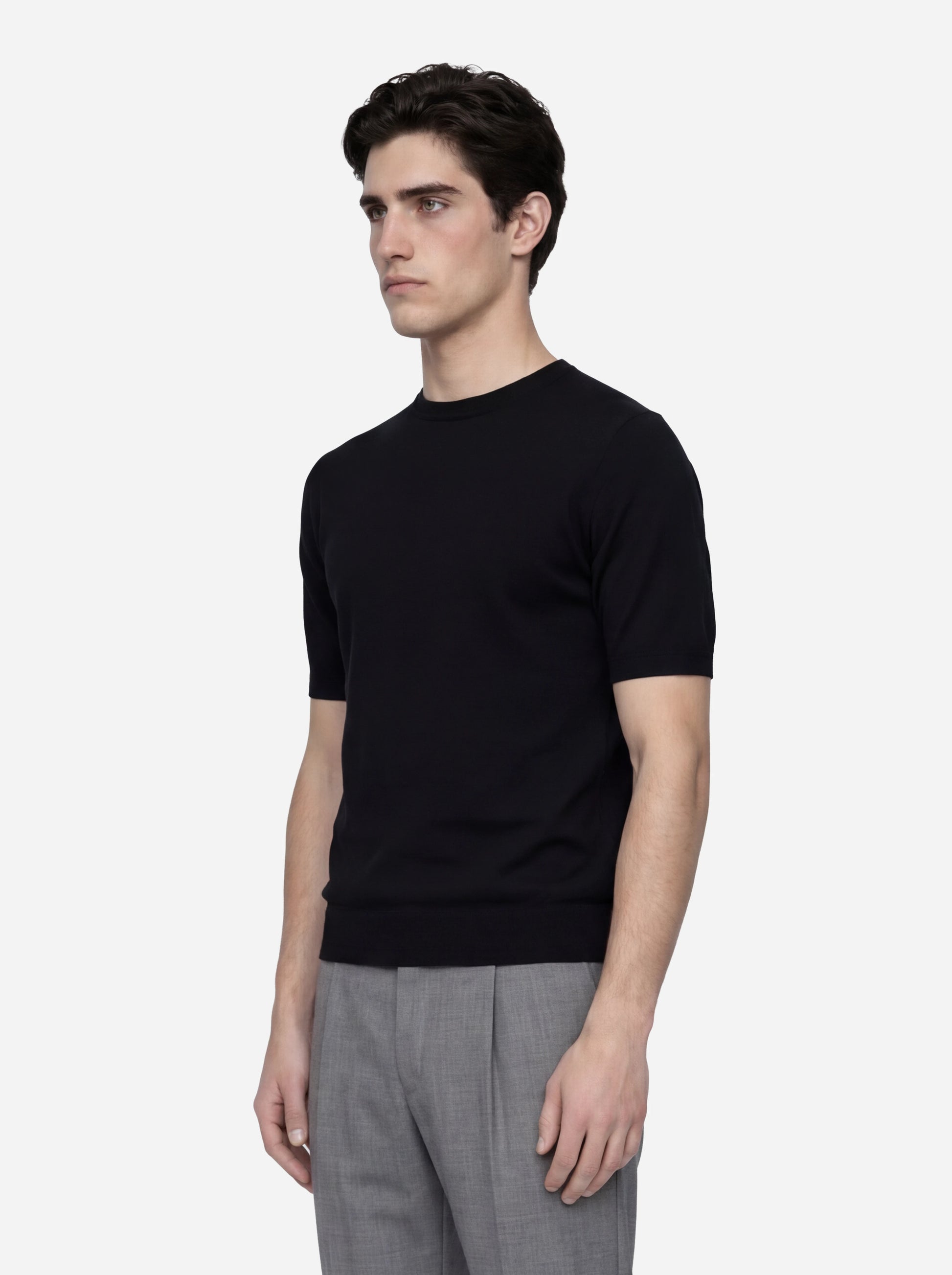 Maglia manica corta in cotone nero finezza 18