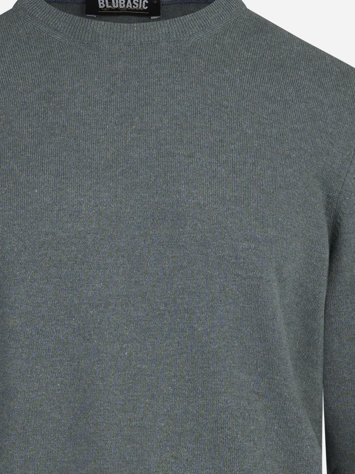 Maglia girocollo in cashmere verde - dettaglio del prodotto