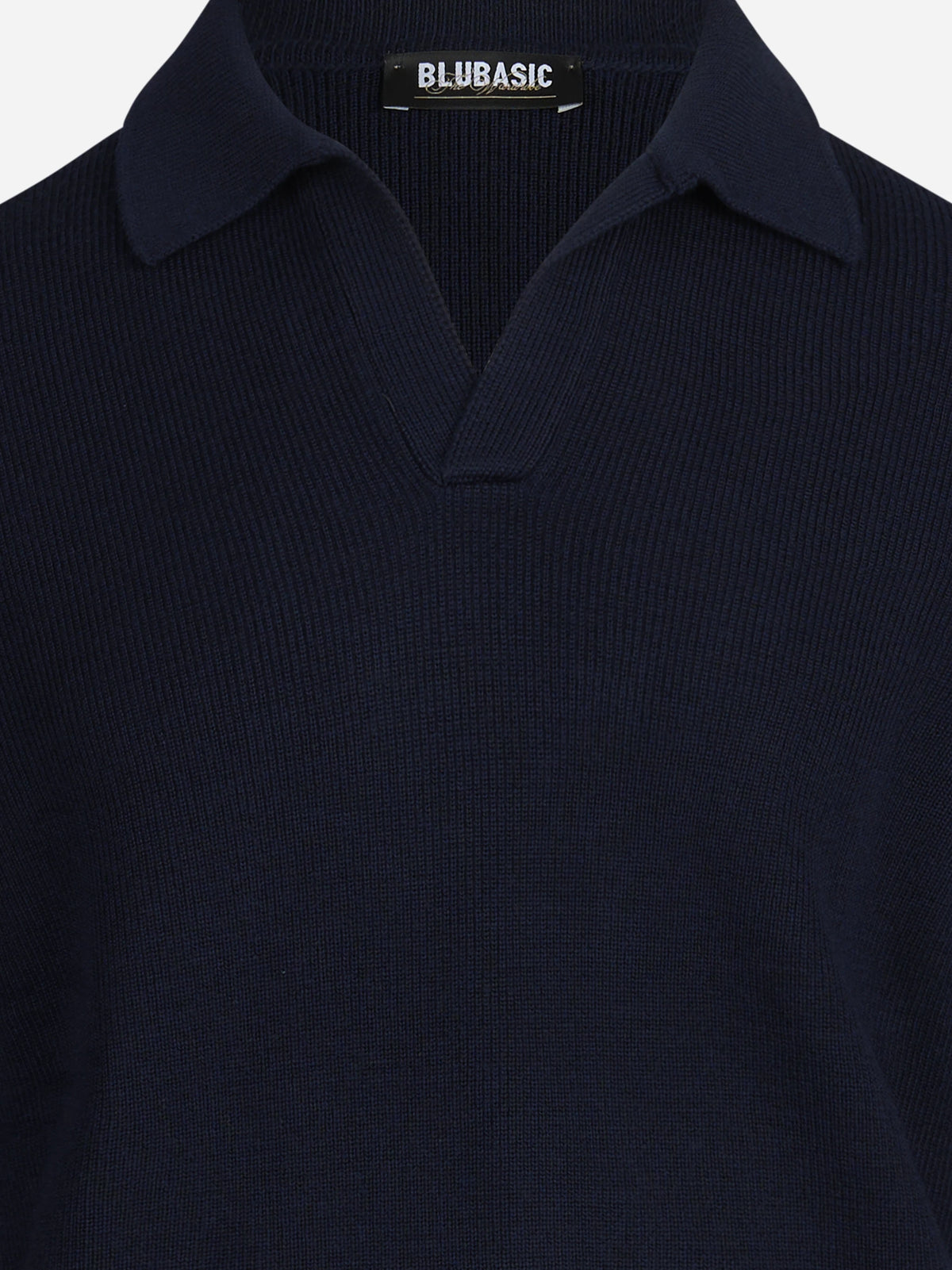 Polo skipper in lana vergine blu - dettaglio del prodotto