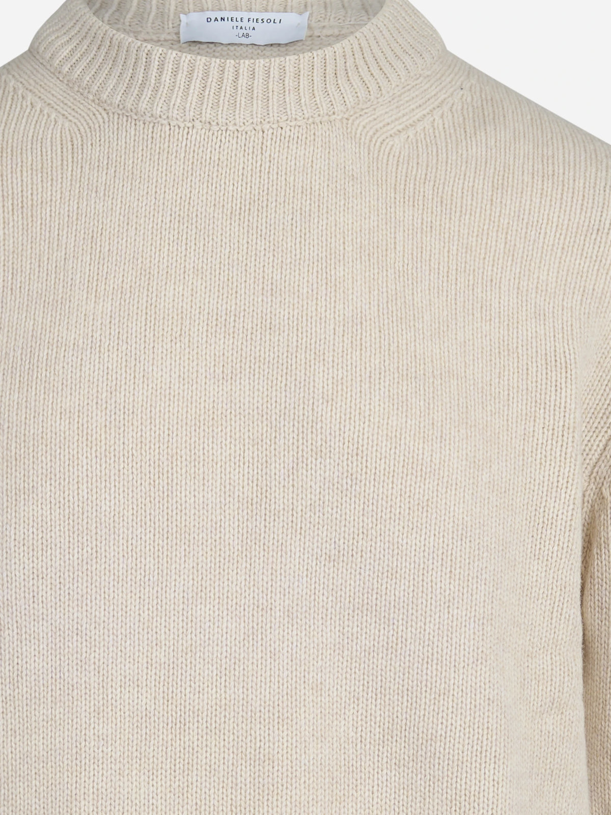 Maglia paricollo con finiture traforate beige - vista posteriore
