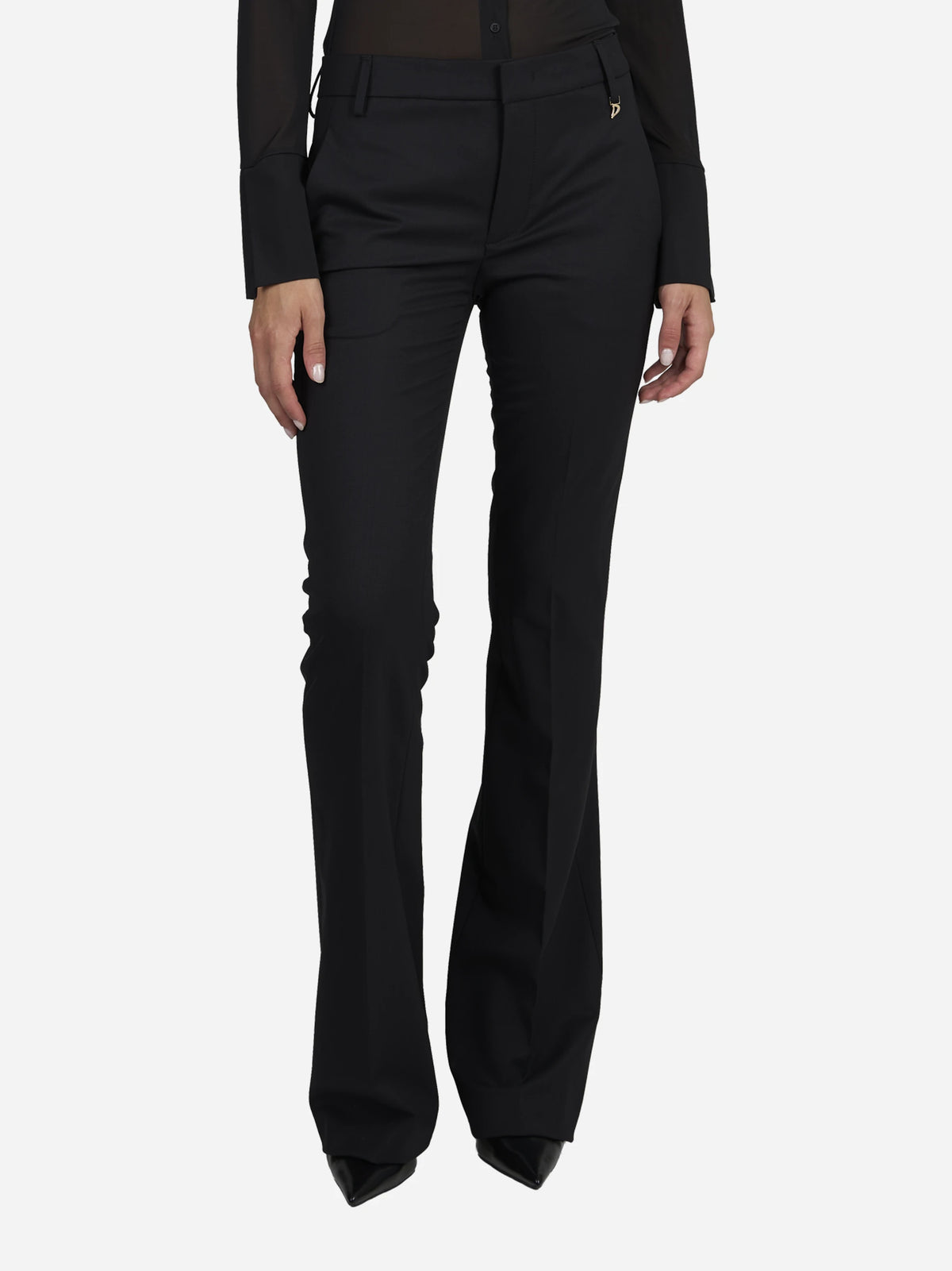 Pantaloni Lexi in lana stretch neri - indossato, vista frontale