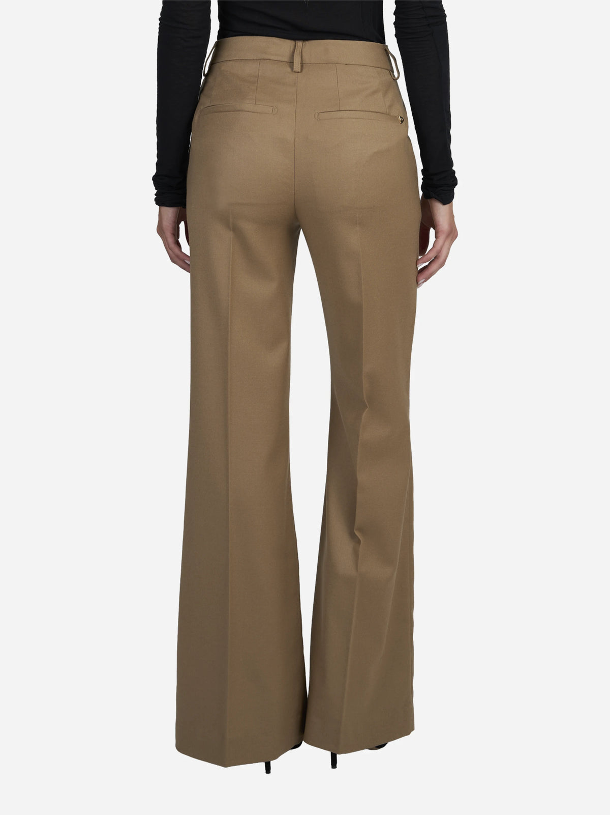 Pantaloni Janice wide leg in lana cammello - indossato, vista posteriore