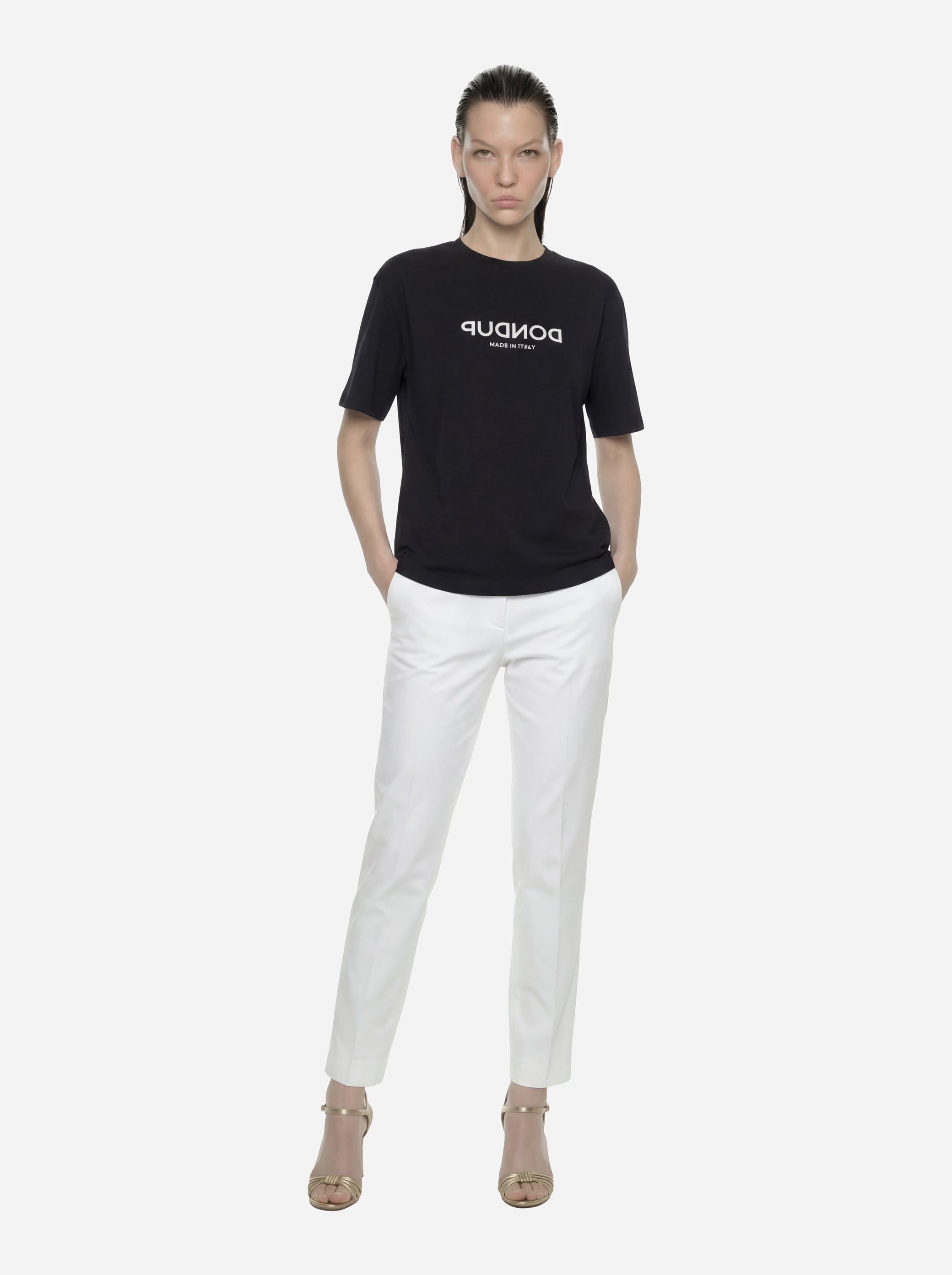 T-shirt girocollo con logo nera