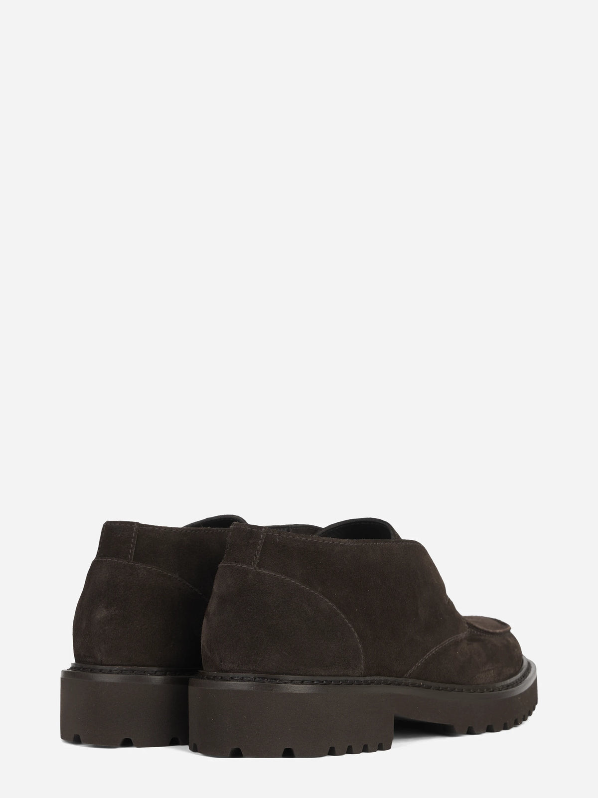 Polacchina Chukka Adler in suede marrone - dettaglio della coppia