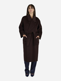 Cappotto a vestaglia in lana dark chocolate - indossato, vista frontale