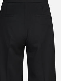 Pantaloni ampi in gabardina neri - dettaglio del prodotto