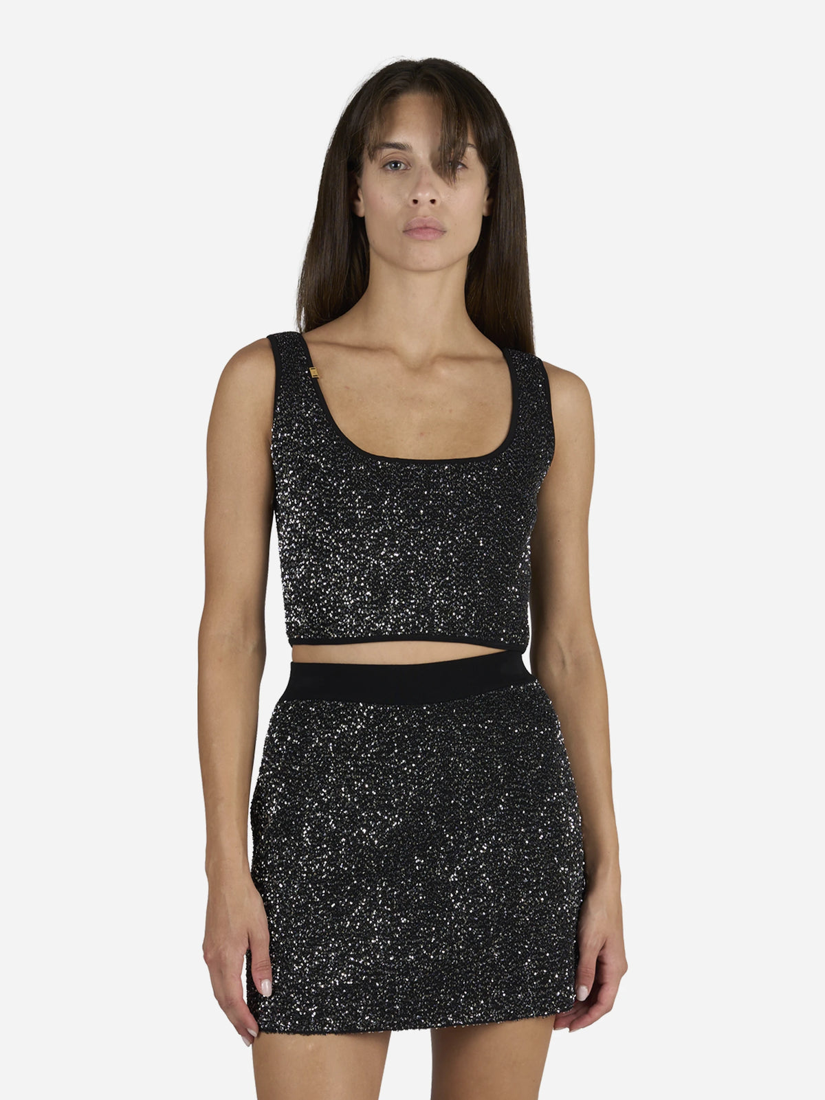 Top corto in maglia con paillettes nero - indossato, vista frontale