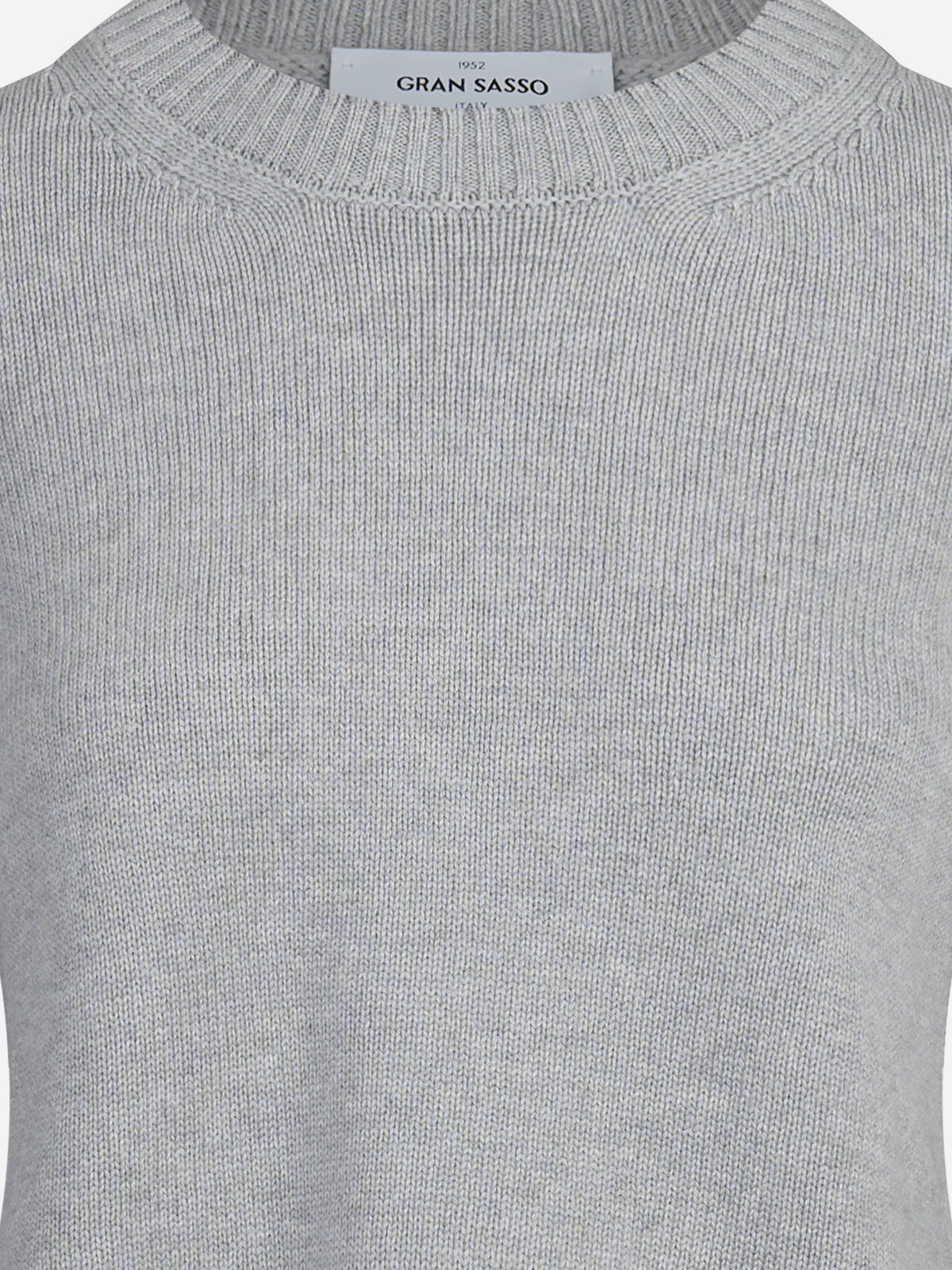 Maglia girocollo in lana e cashmere grigio - dettaglio del prodotto