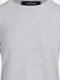Maglia girocollo in cashmere grigio - dettaglio del prodotto