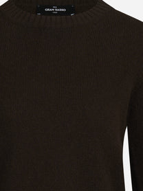 Maglia girocollo in cashmere marrone - dettaglio del prodotto