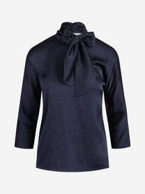 Blusa in raso di seta con fiocco blu - vista frontale