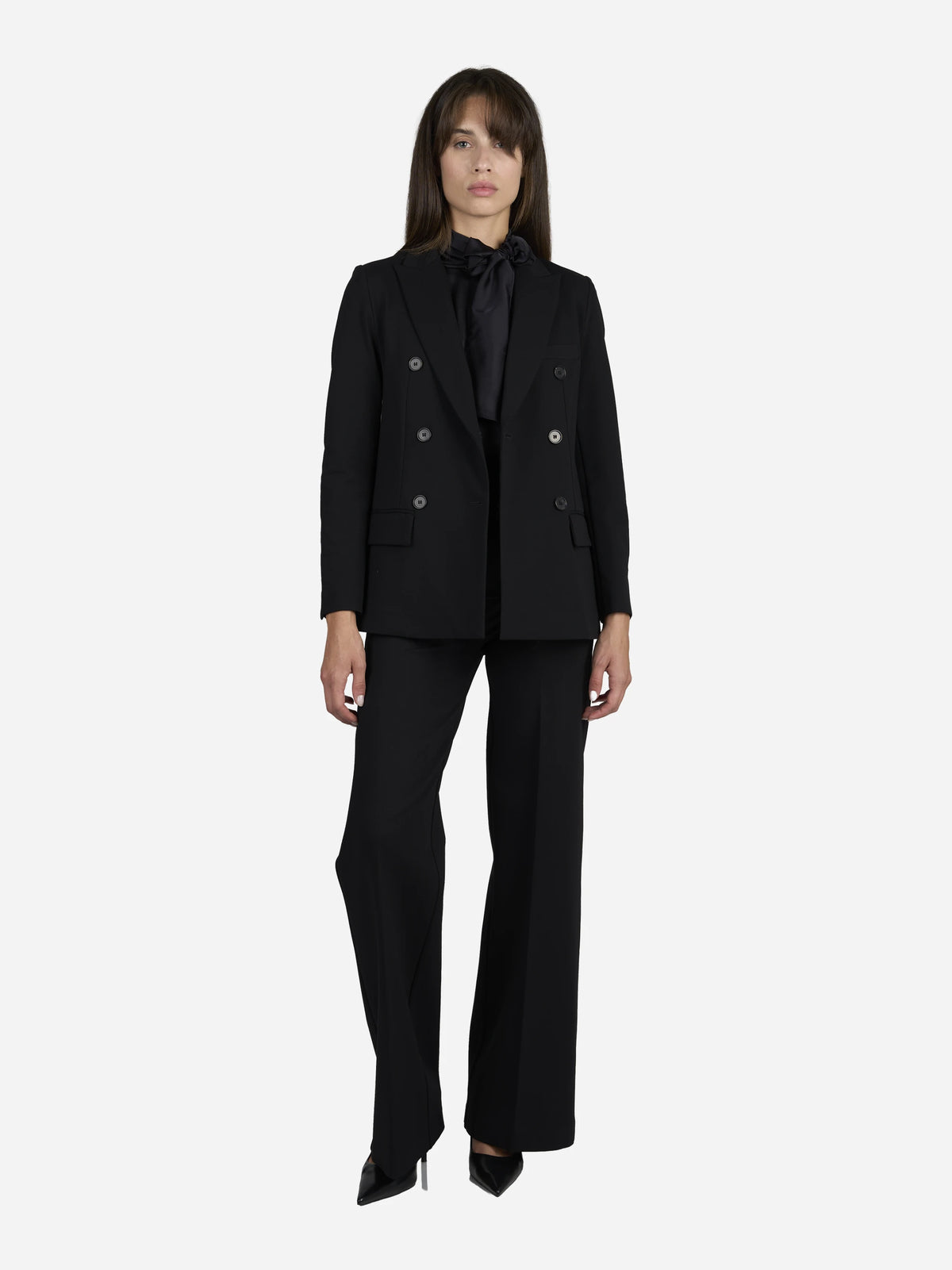 Pantaloni wide leg in viscosa neri - indossato, look completo