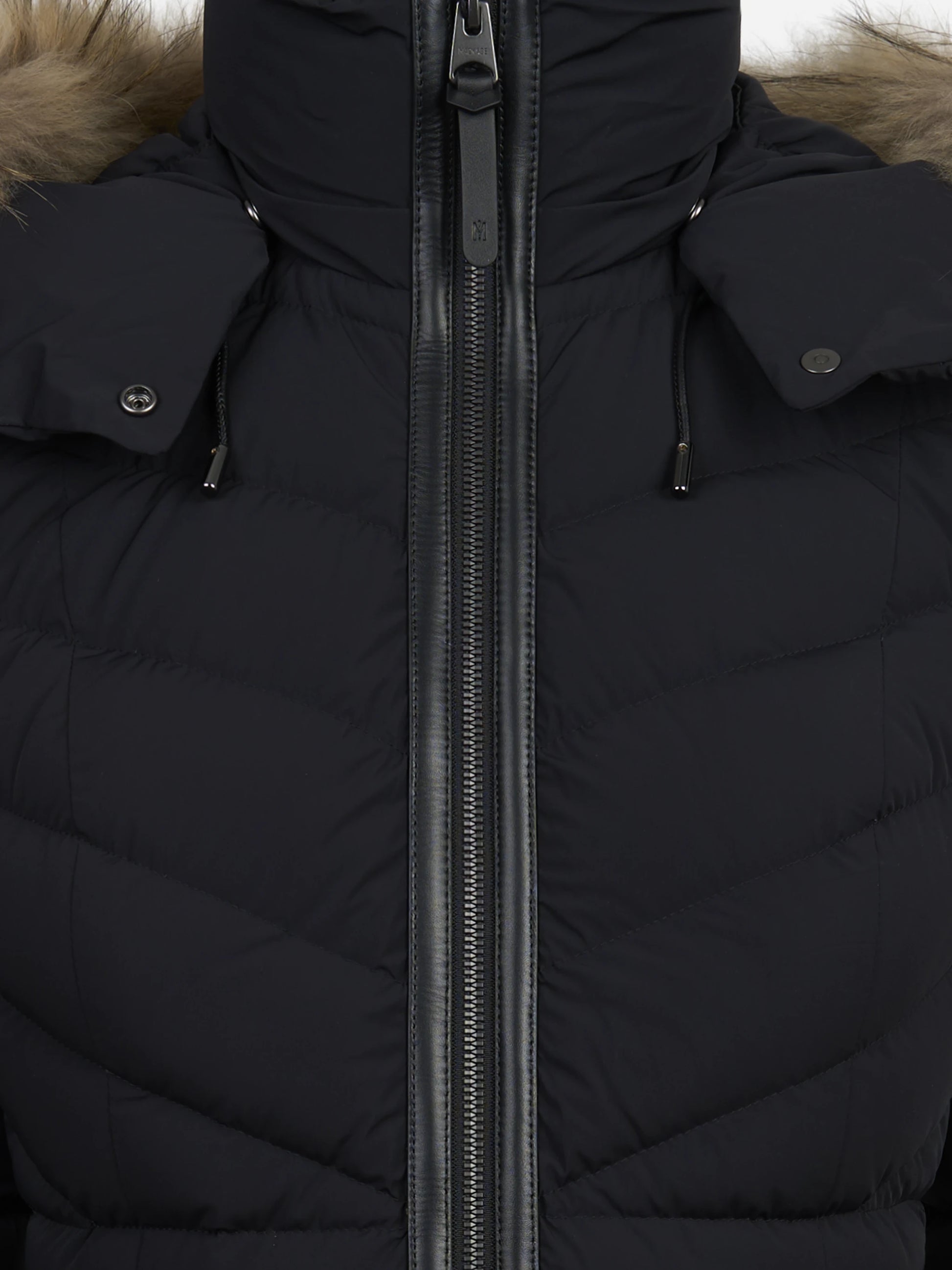 Piumino con collo in pelliccia Patsy-F MACKAGE – immagine 3 di 3
