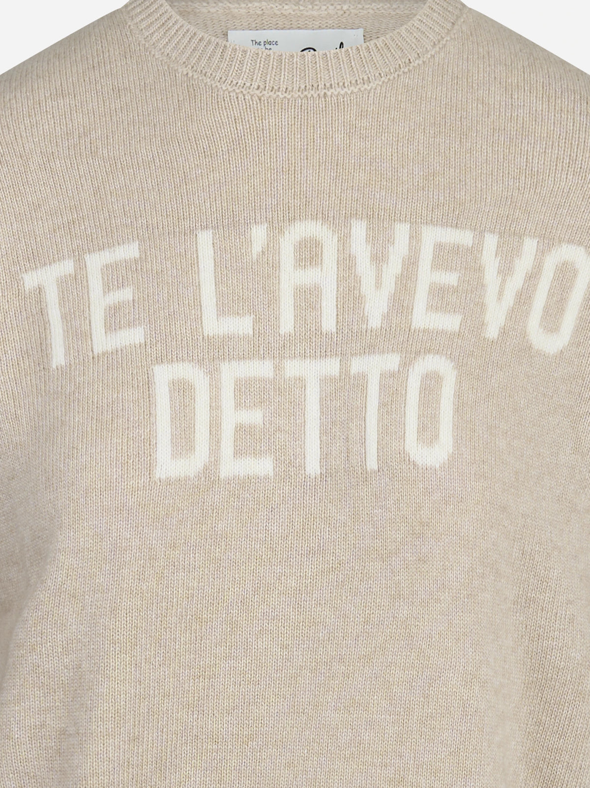 Maglia New Queen con scritta Te l’avevo detto beige - dettaglio