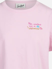 T-shirt Emilie con ricamo rosa - dettaglio del prodotto