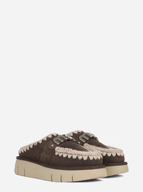 Sabot Bounce Clog Metal Logo in suede rosa - vista tre quarti