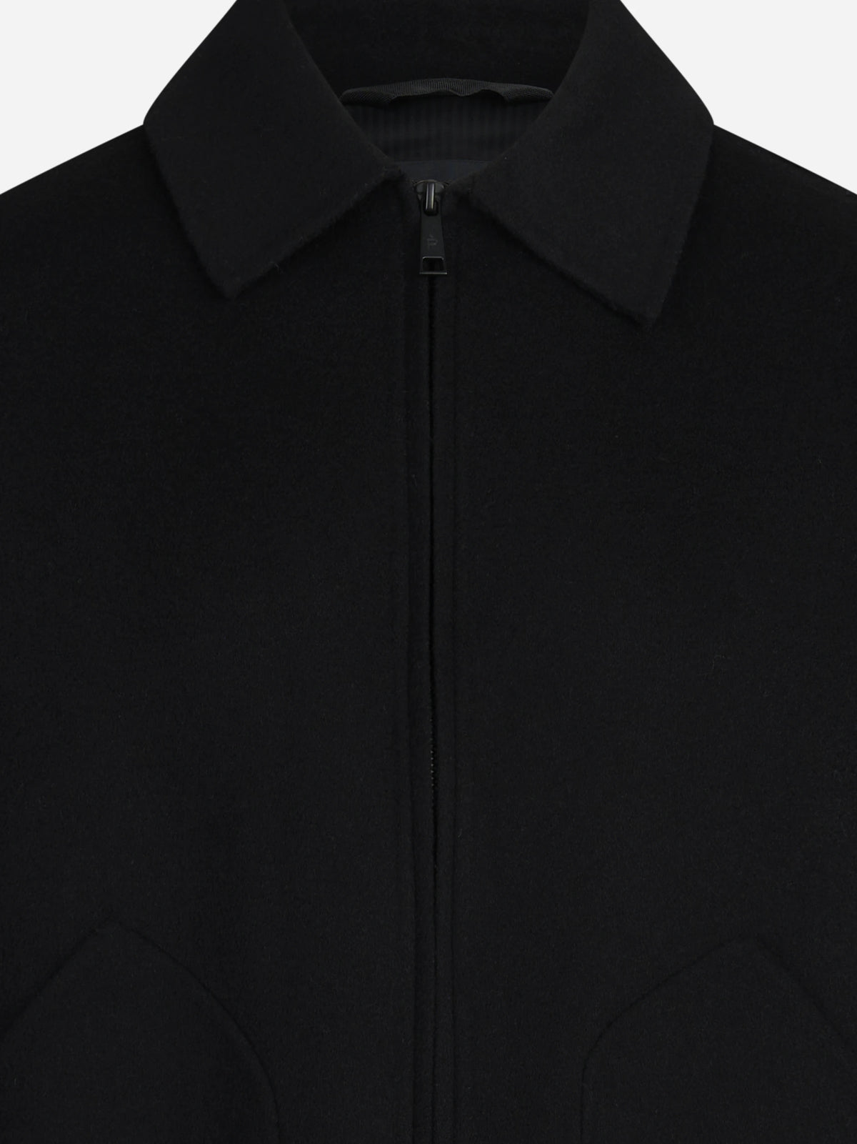 Cappotto Dante corto in lana nero - dettaglio del prodotto