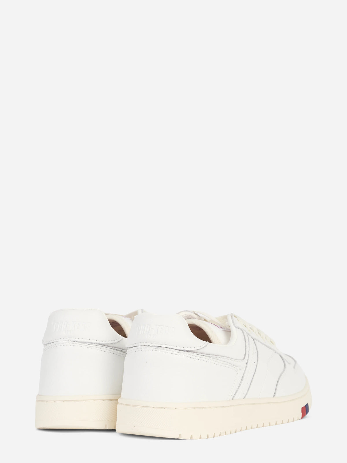 Sneaker Sky in pelle bianca - dettaglio della coppia