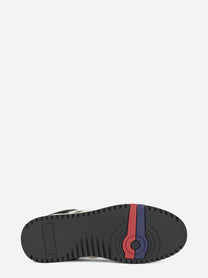Sneaker Sky in pelle nera - vista posteriore