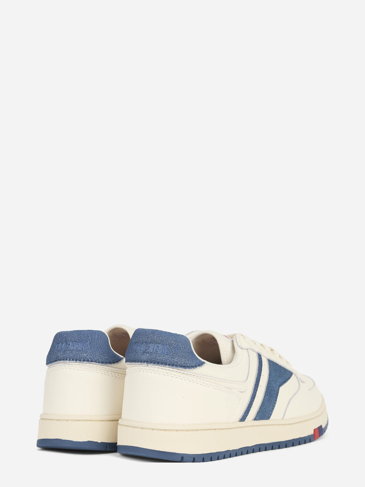 Sneaker Sky in pelle blu - dettaglio della coppia