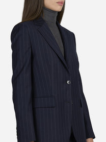 Blazer monopetto gessato blu - dettaglio indossato