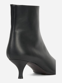 Stivaletto Rosy 50 in pelle nera - dettaglio della suola