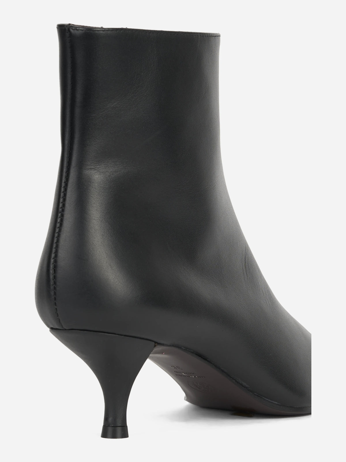 Stivaletto Rosy 50 in pelle nera - dettaglio della suola