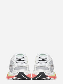 Sneaker ProGrid Omni 9 White ViziRed bianche - vista a tre quarti