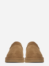 Stivaletto Classic Micro in camoscio Chestnut - vista frontale