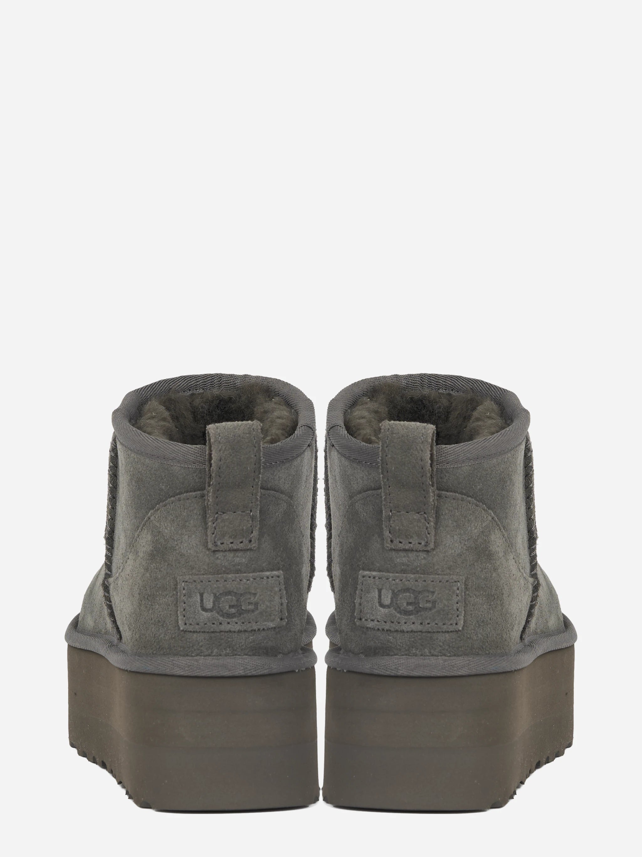 Stivaletto Classic Ultra Mini Platform in camoscio Charcoal - vista tre quarti