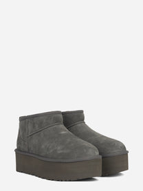 Stivaletto Classic Ultra Mini Platform in camoscio Charcoal - vista posteriore