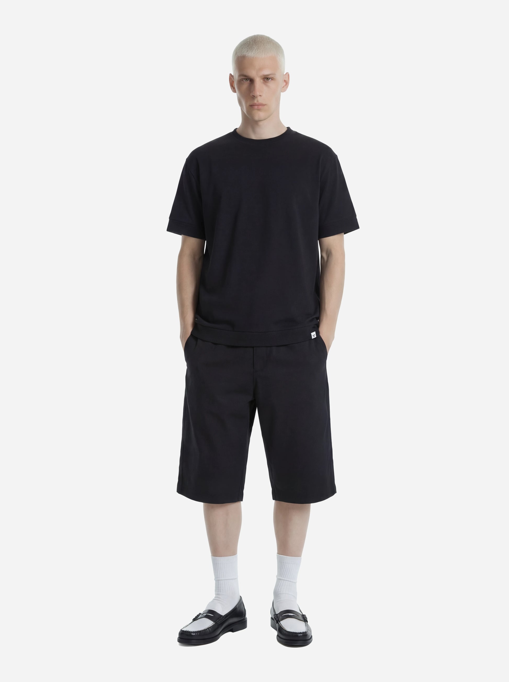 T-shirt manica corta nera Atene
